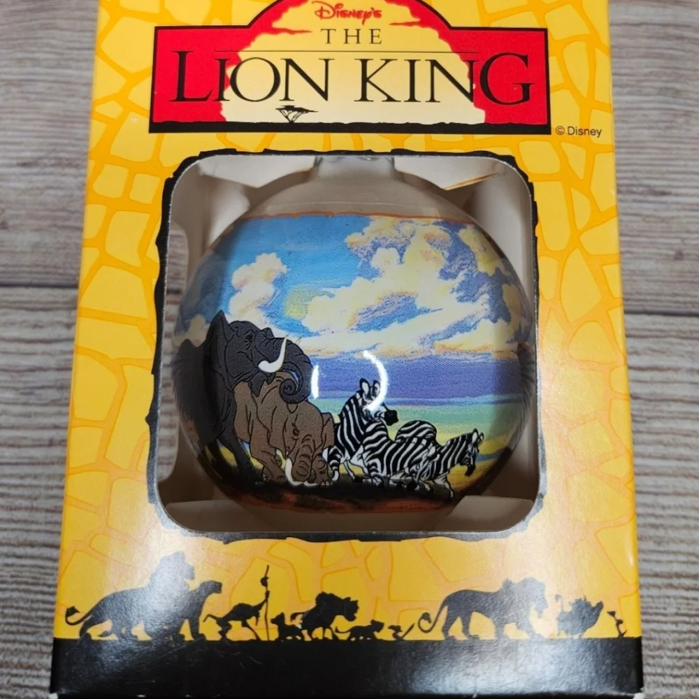 Vintage 1994 Disney The lion king christmas ball ornament